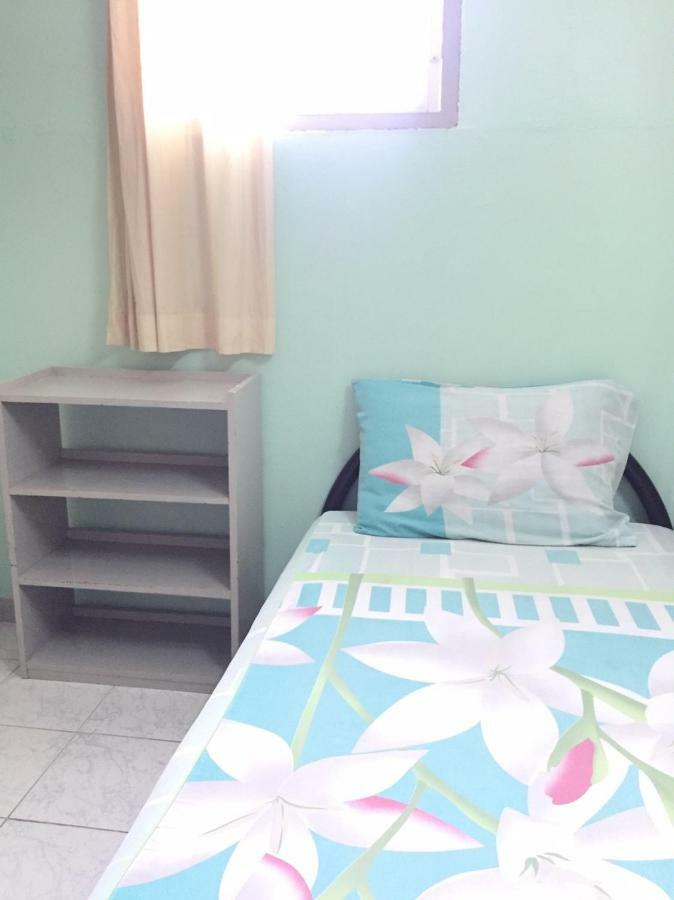 Nat 2 Guest House Банкок Екстериор снимка